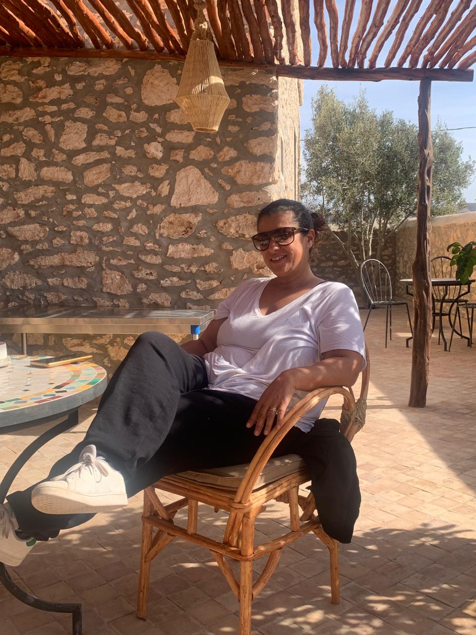 Sonia, votre hôte à Villa'S Essaouira, vous accueille chaleureusement dans sa maison d’hôtes en bord de mer.